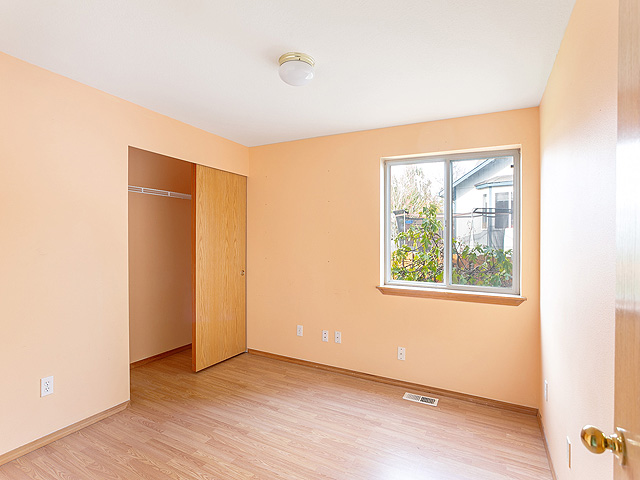 847 SE Beaver Creek LnTroutdale, OR, 97060Multnomah County