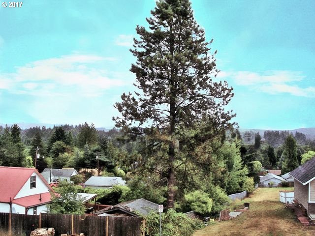 965 4TH AVE 4, Vernonia, OR 97064