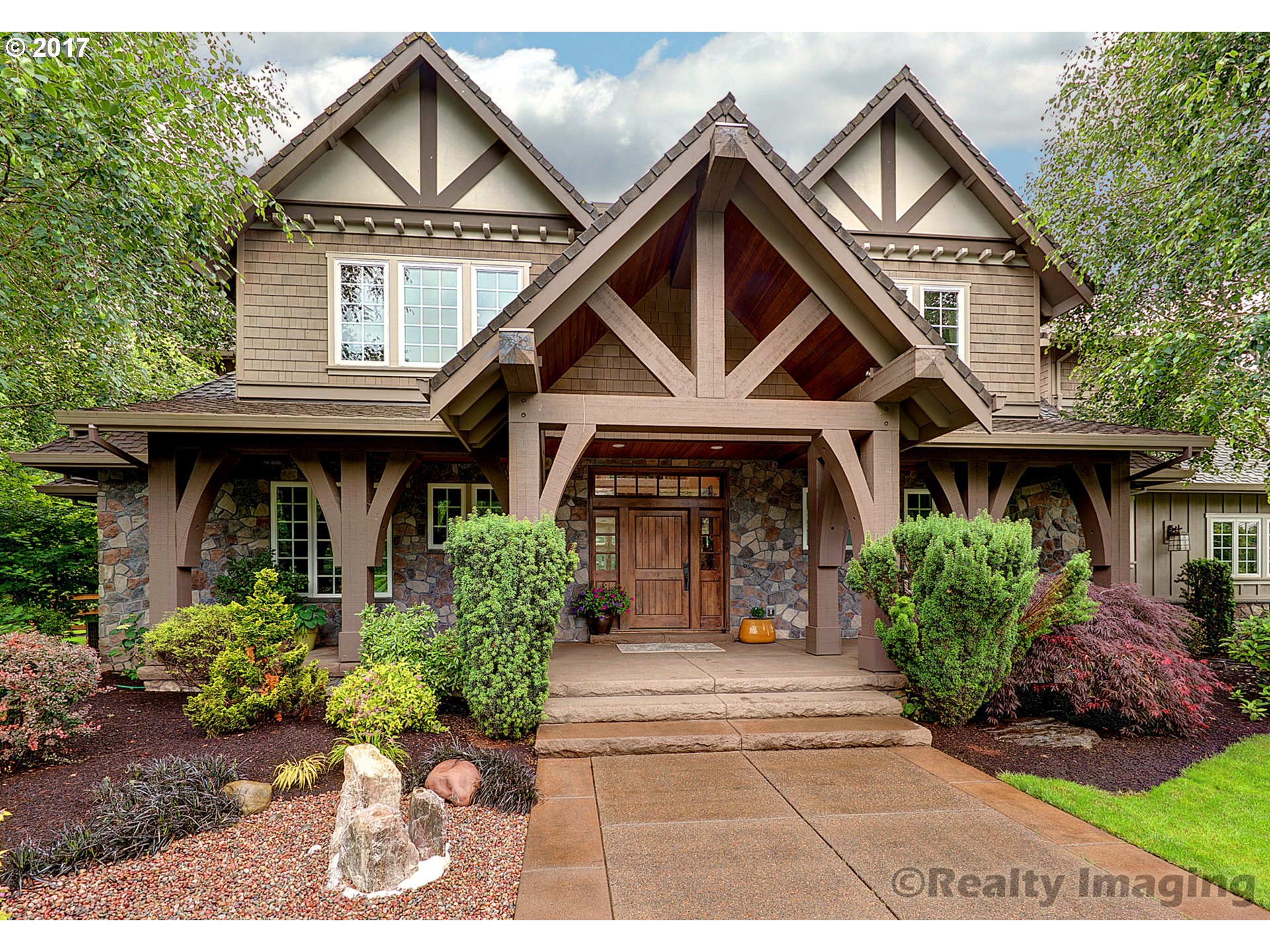31553 SW ISLE WAY LN, West Linn, OR 97068