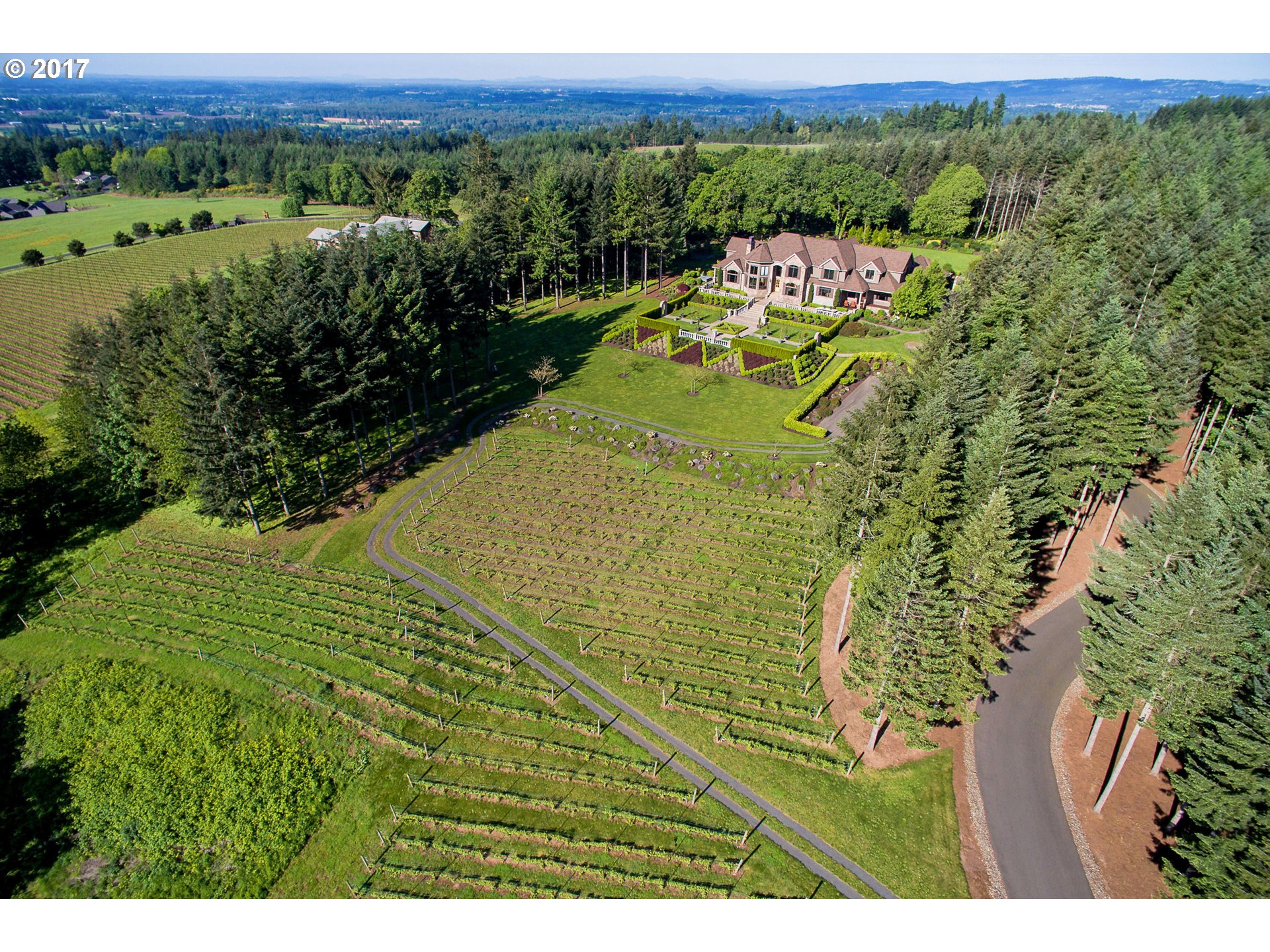 27737 SW Petes Mountain RD, West Linn, OR 97068