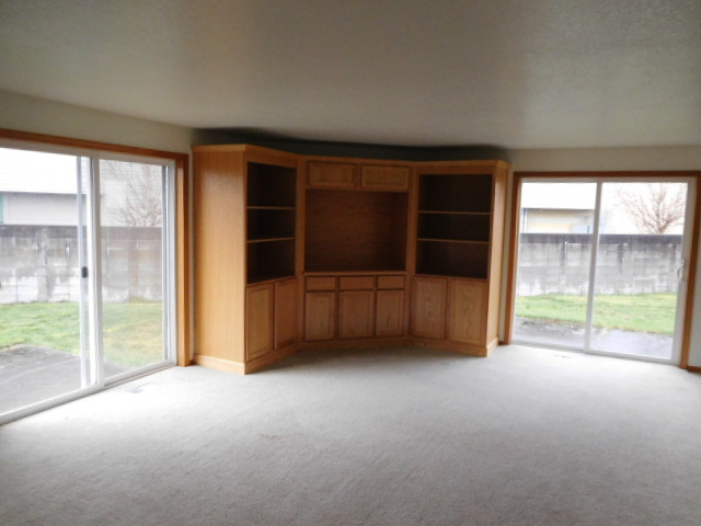 750 Maplewood CtWoodburn, OR, 97071Marion County