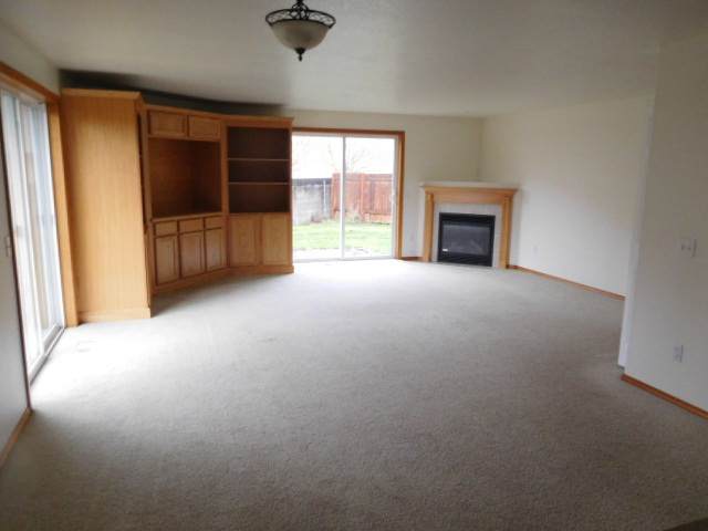 750 Maplewood CtWoodburn, OR, 97071Marion County