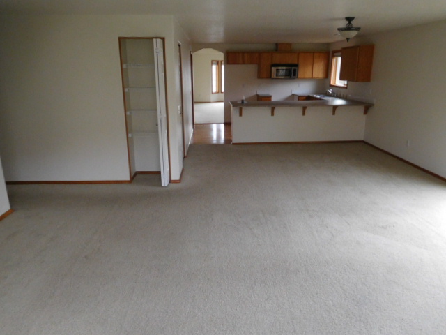 750 Maplewood CtWoodburn, OR, 97071Marion County