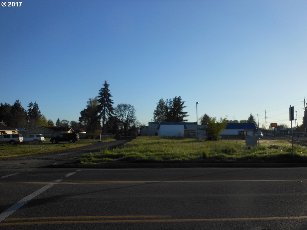 0 YOUNG ST, Woodburn, OR 97071