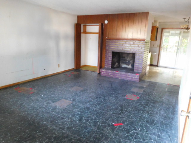 273 Palm AveWoodburn, OR, 97071Marion County
