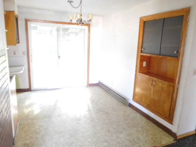 273 Palm AveWoodburn, OR, 97071Marion County