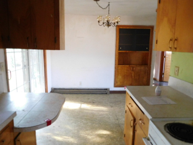 273 Palm AveWoodburn, OR, 97071Marion County