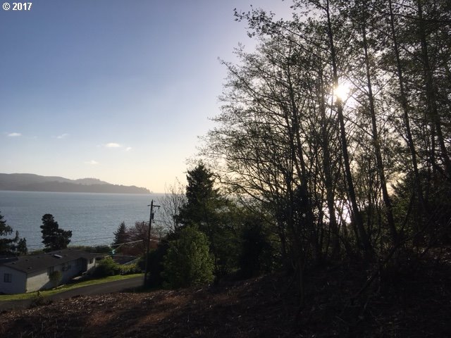 Portland AVE, Bay City, OR 97107