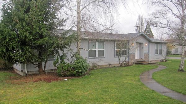 317 S 3rd St ,OR, Carlton, 97111