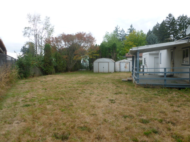 916 E 12th StNewberg, OR, 97132Yamhill County