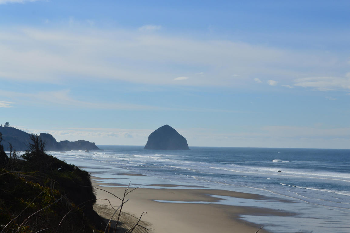 TL 1800 Cape Kiwanda, Pacific City, OR 97135