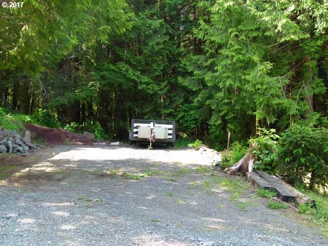 NE 17TH AVE, Rockaway Beach, OR 97136