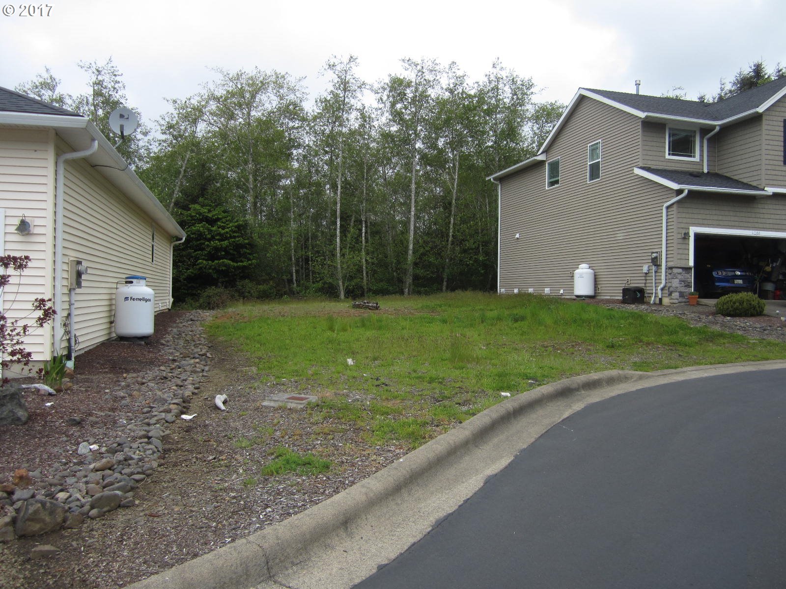 135 Sequoia LOOP, Netarts, OR 97143