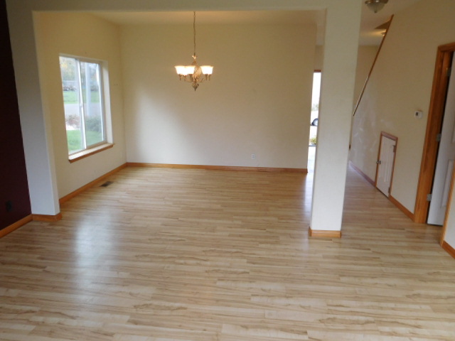 1015 E First Main SYamhill, OR, 97148Yamhill County