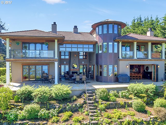 1525 NE MARINE DR, Portland, OR 97211