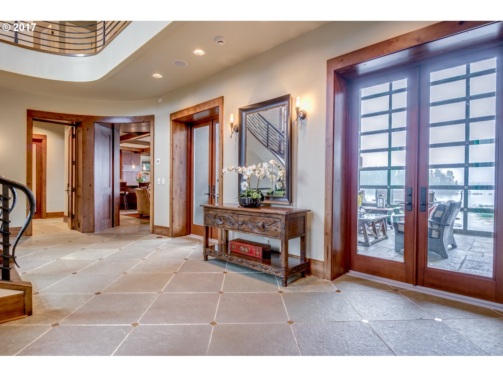 1525 NE MARINE DR, Portland, OR 97211