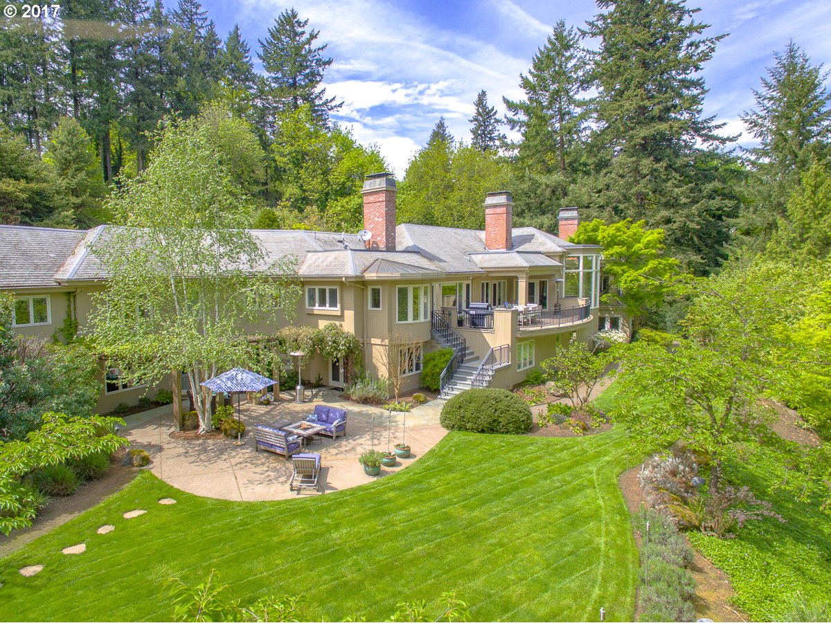 11728 SW SUMMERVILLE AVE, Portland, OR 97219