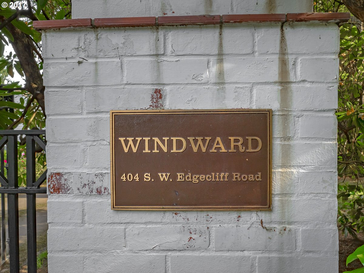 404 SW EDGECLIFF RD, Portland, OR 97219