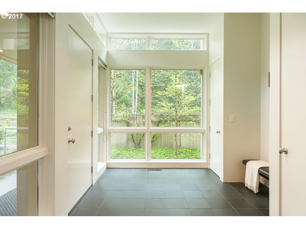 6316 SW Thomas RD, Portland, OR 97221
