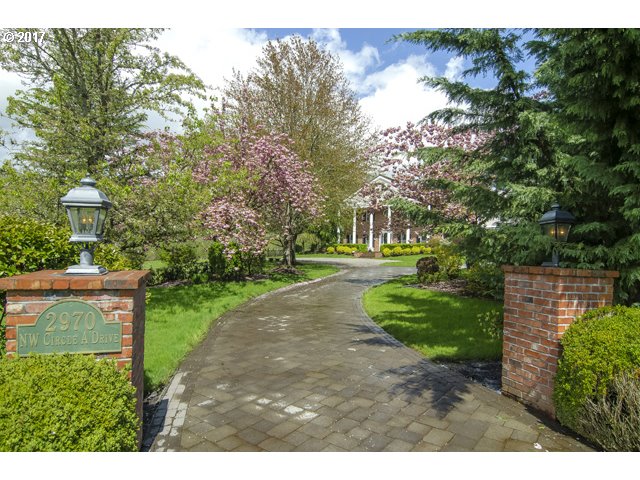 2970 NW CIRCLE A DR, Portland, OR 97229