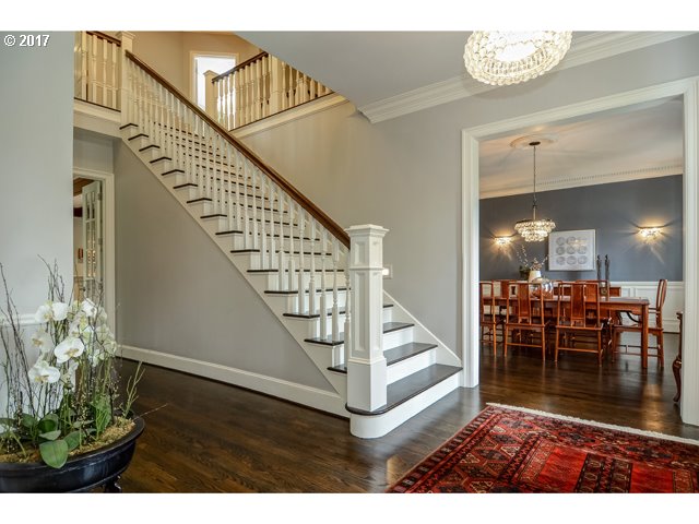 2970 NW CIRCLE A DR, Portland, OR 97229