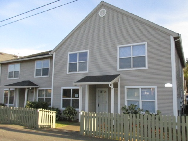 14142 E Burnside St Unit #2Portland, OR, 97233Multnomah County