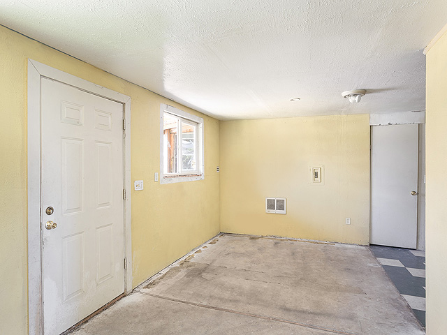 525 SE 141st AvePortland, OR, 97233Multnomah County