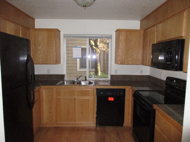 12014 SE Bush St Unit APortland, OR, 97266Multnomah County