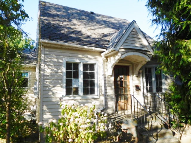 2220 Trade St SESalem, OR, 97301Marion County