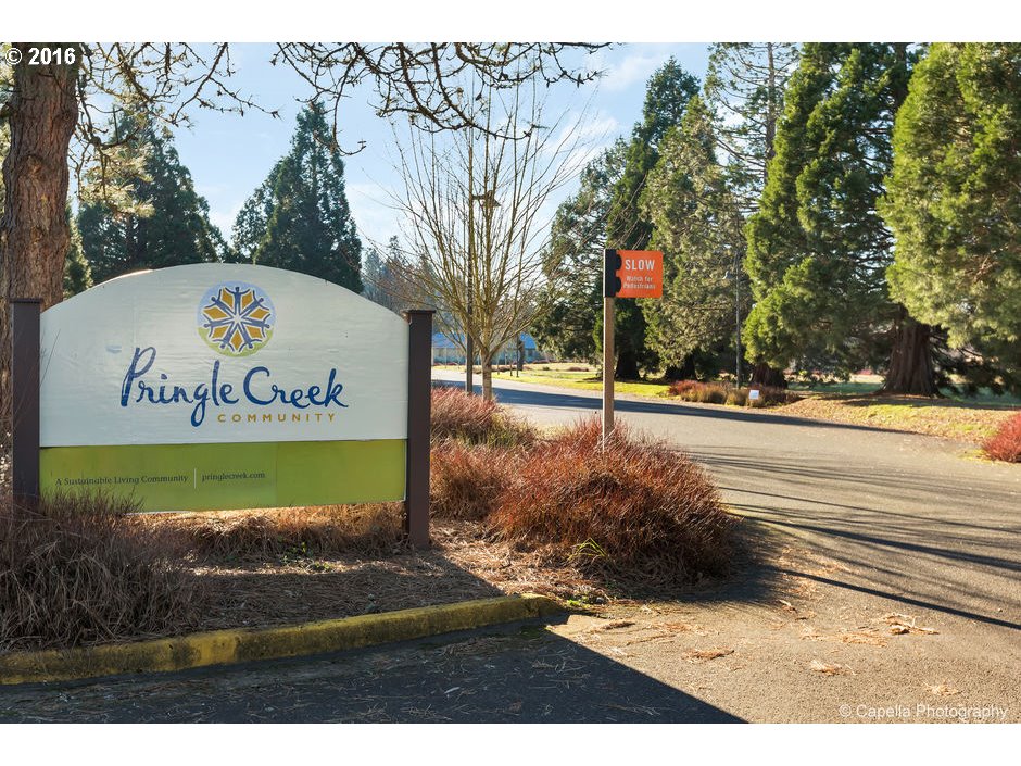 3937 COUSTEAU DR SE, Salem, OR 97302