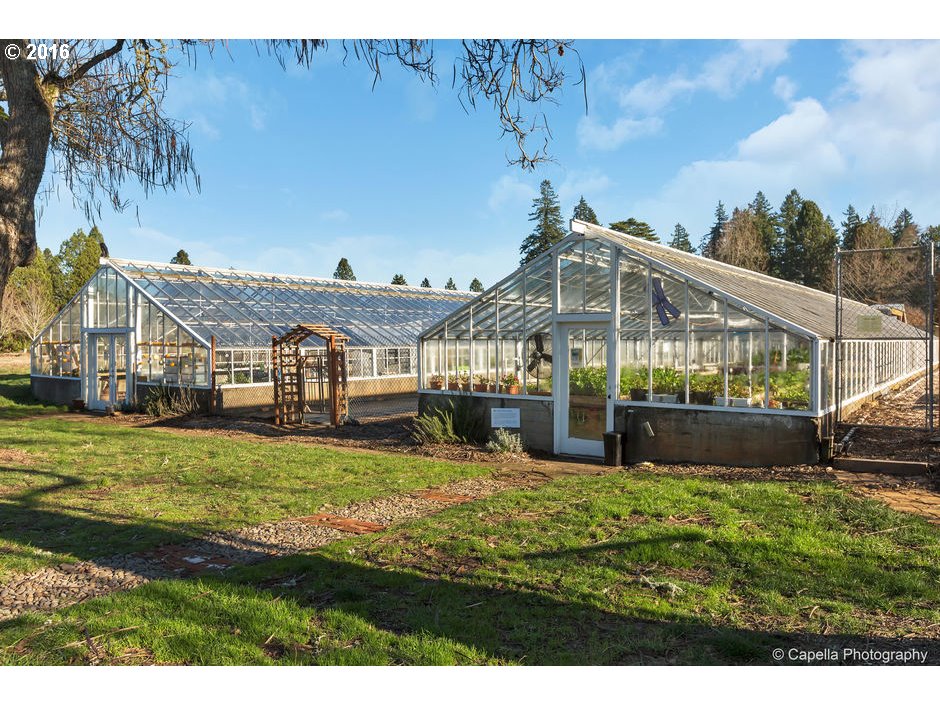 3937 COUSTEAU DR SE, Salem, OR 97302