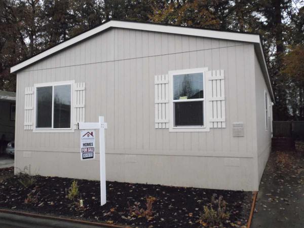 Stadium Village 6463 Tepper Parkway NESalem, OR 97303