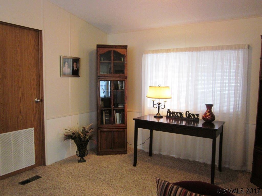 205Boone Rd SE, Salem, OR 97306