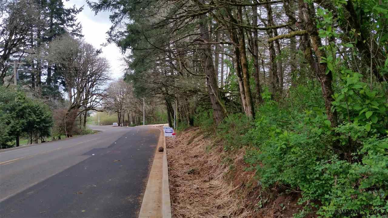 7035Sunnyside  Rd SE, Salem, OR 97306