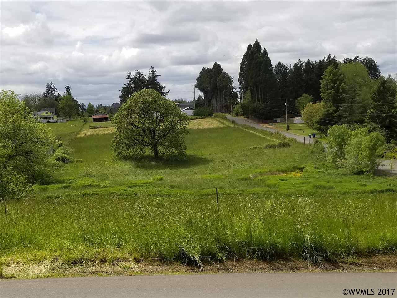 525Fir Knoll Ln NE, Salem, OR 97317