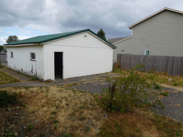 220 Foxwood Ct SEAlbany, OR, 97322Linn County
