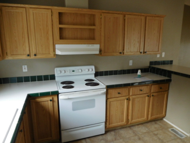 220 Foxwood Ct SEAlbany, OR, 97322Linn County