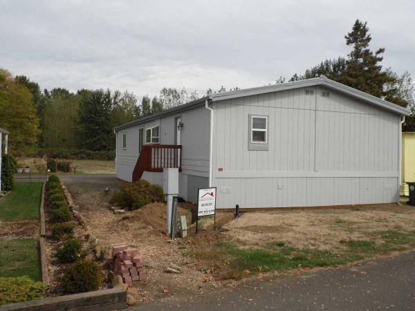 Brownsville Mobile Home Park 500 Loucks Way, Sp. #18Brownsville, OR 97327