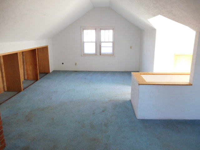 128 NW Lange StDallas, OR, 97338Polk County