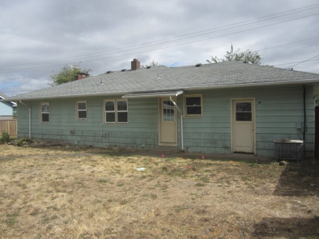 1237 Uglow Avenue SDallas, OR, 97338Polk County