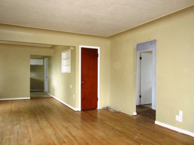 1237 Uglow Avenue SDallas, OR, 97338Polk County