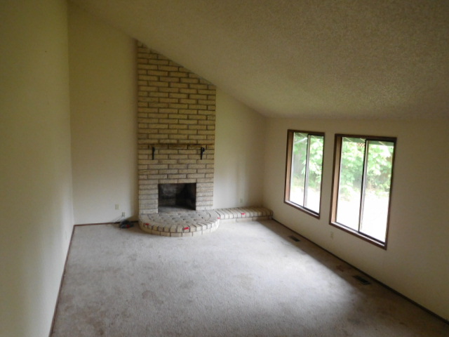 320 E Isabella StLebanon, OR, 97355Linn County