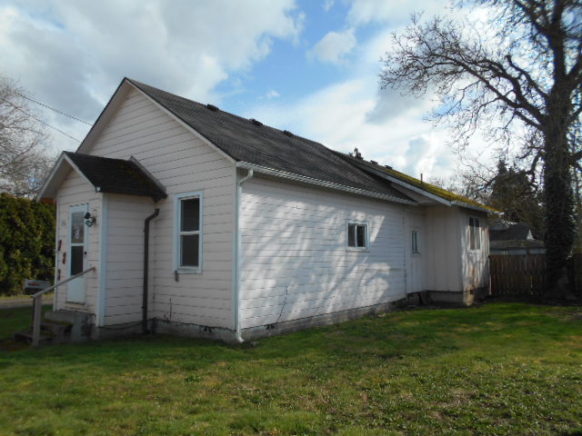 320 E Dodge StLebanon, OR, 97355Linn County
