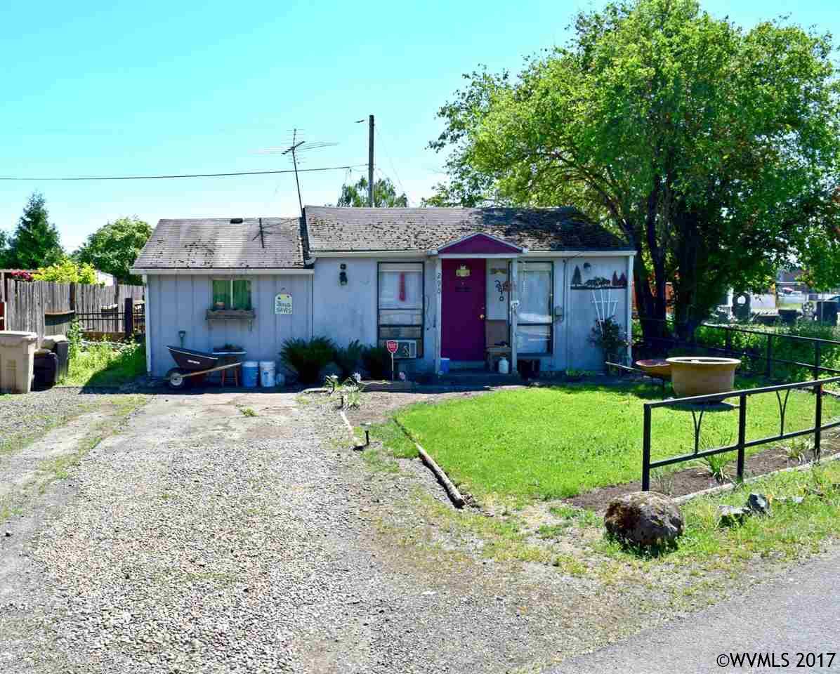 290Center St, Lebanon, OR 97355