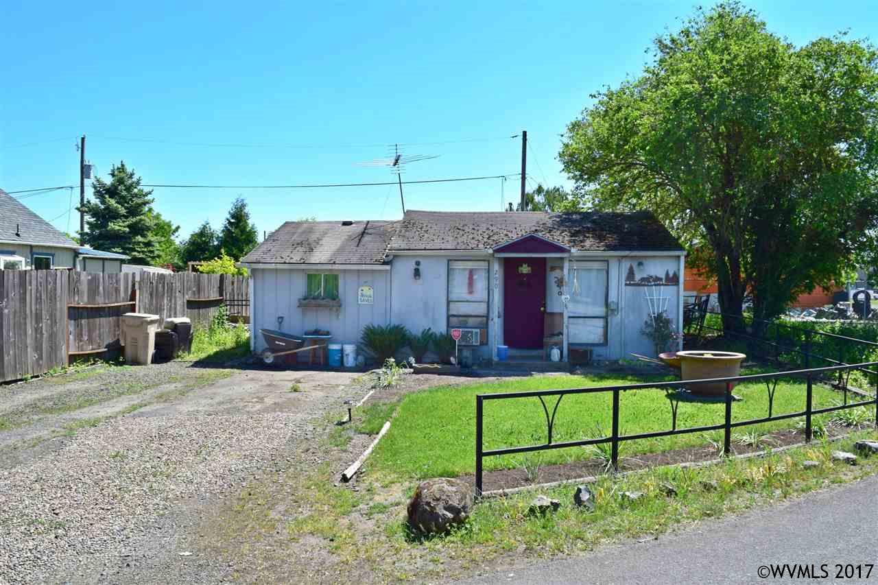 290Center St, Lebanon, OR 97355