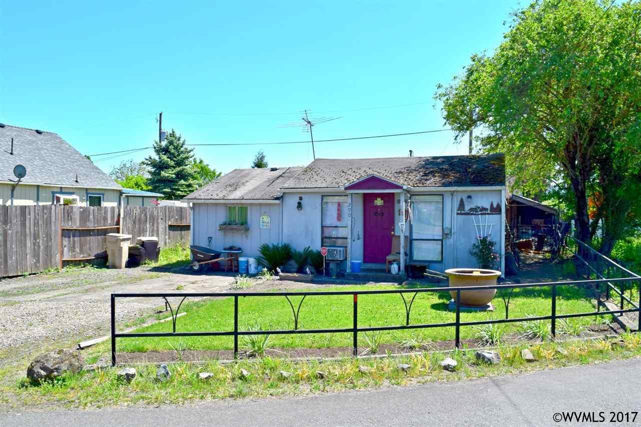 290Center St, Lebanon, OR 97355