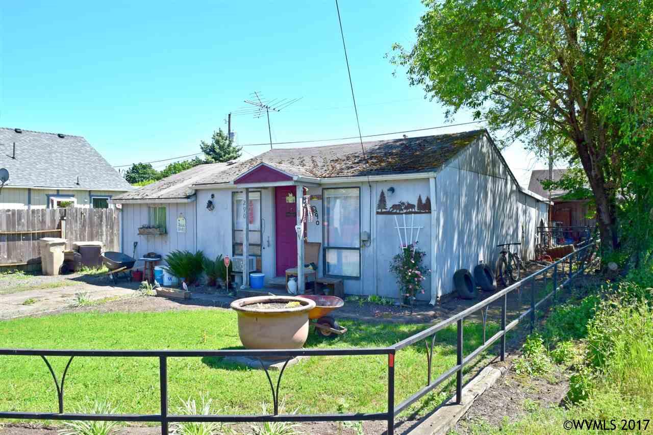 290Center St, Lebanon, OR 97355