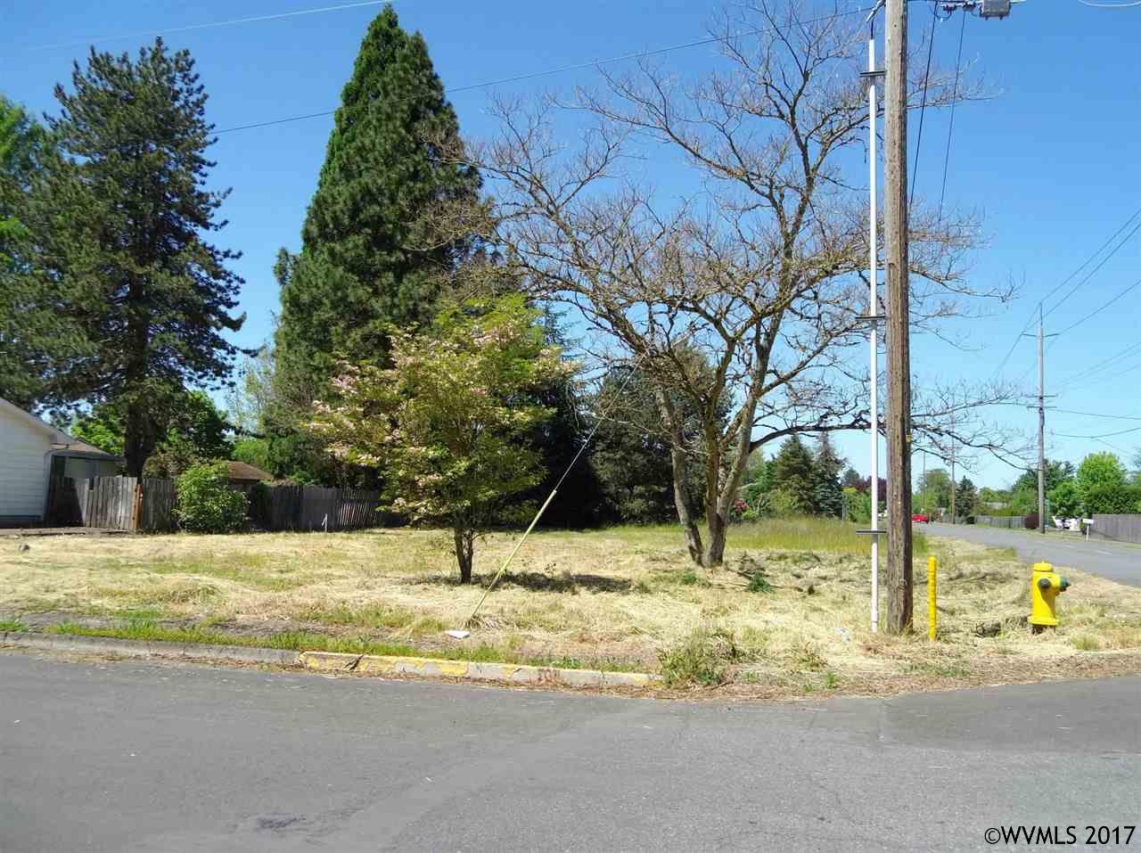 901 W Vine St, Lebanon, OR 97355