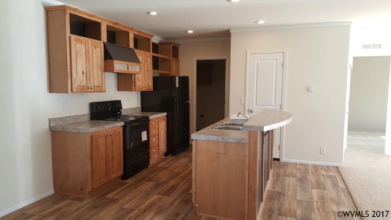 200Market  St, Lebanon, OR 97355