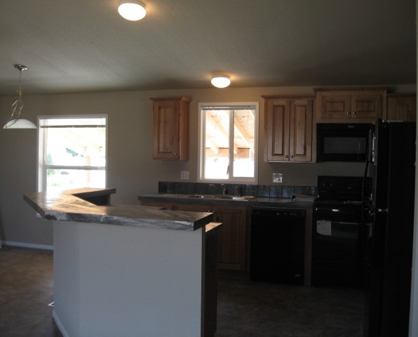 Santiam Village North 200 Market Street #281Lebanon, OR 97355